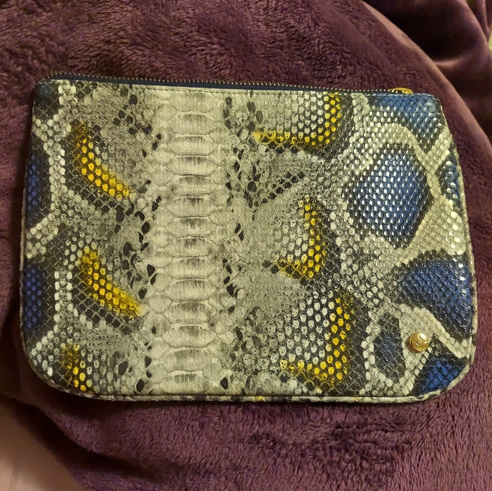 NWOT Stephanie Johnson pouch